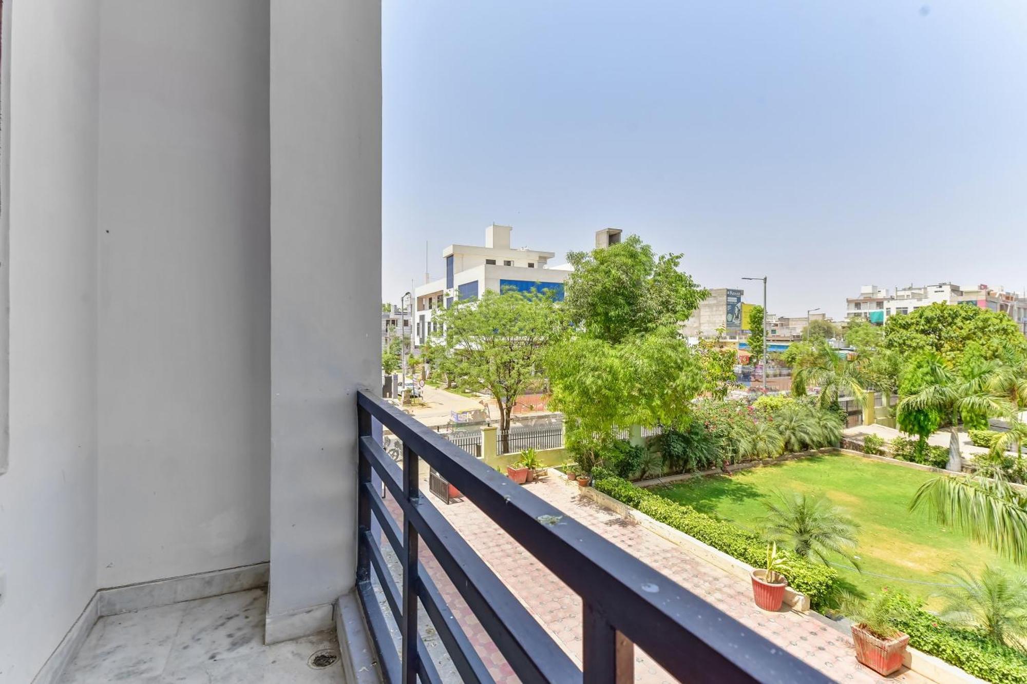 Hotel O S R Jaipur Eksteriør billede